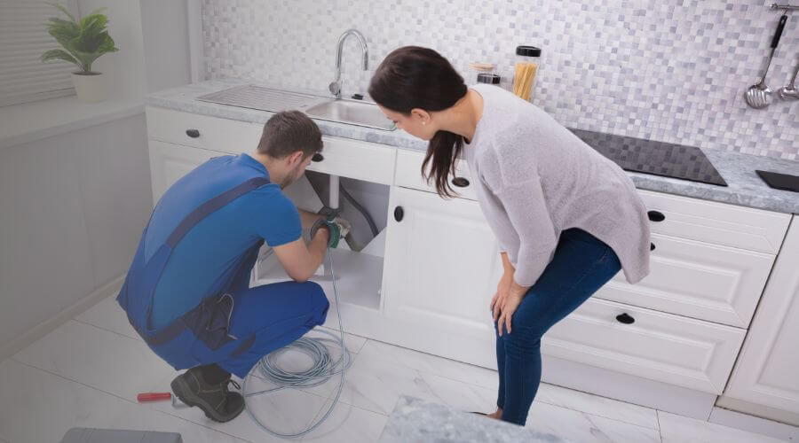 Expert burst pipe repair services in Bay Pines, FL